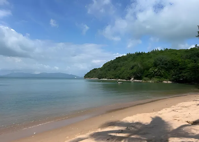 L\'Edenroc Shelby Samui Beach Resort